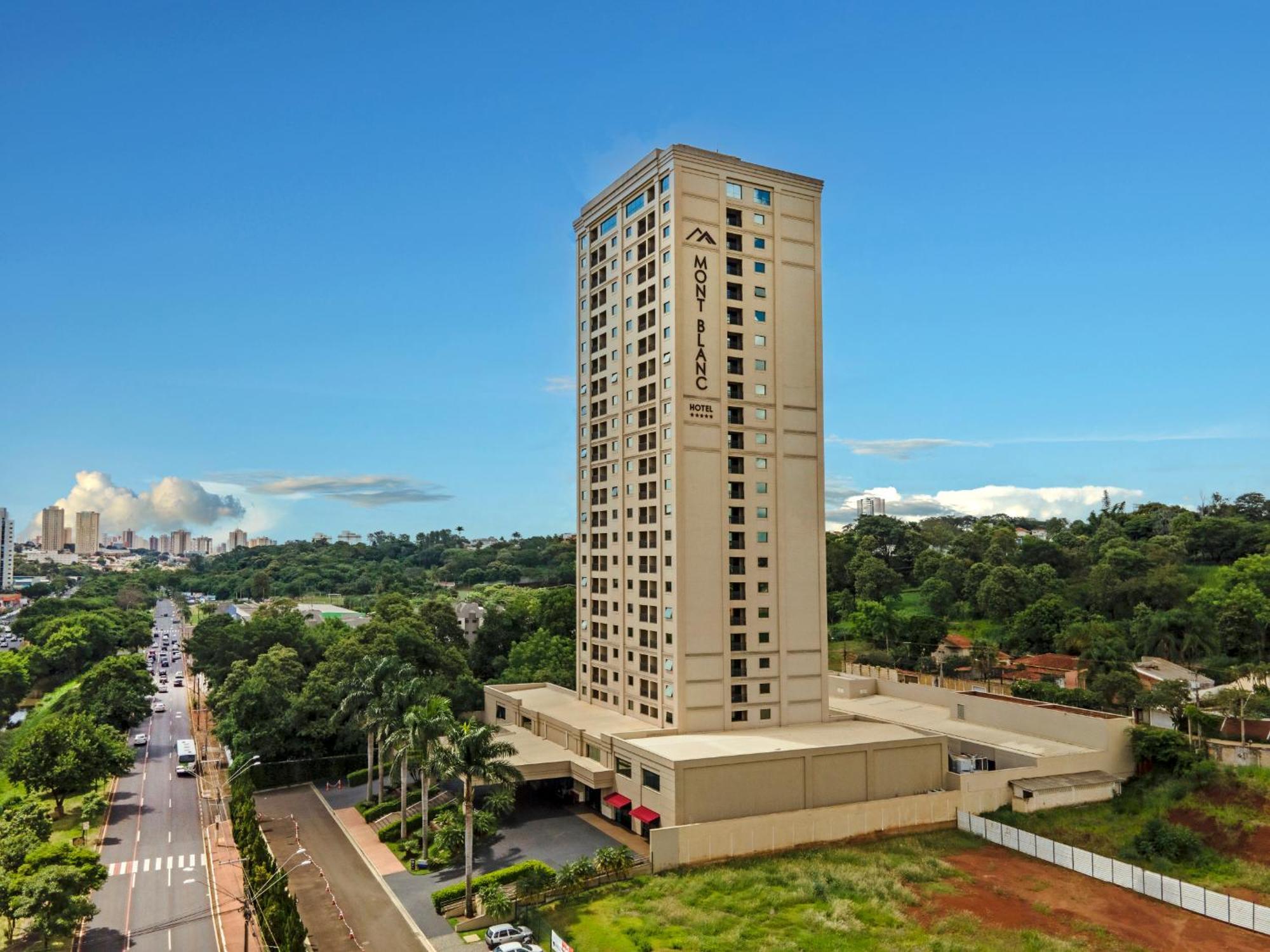 Hotel Mont Blanc Premium Ribeirão Preto Exteriér fotografie The hotel in 2016