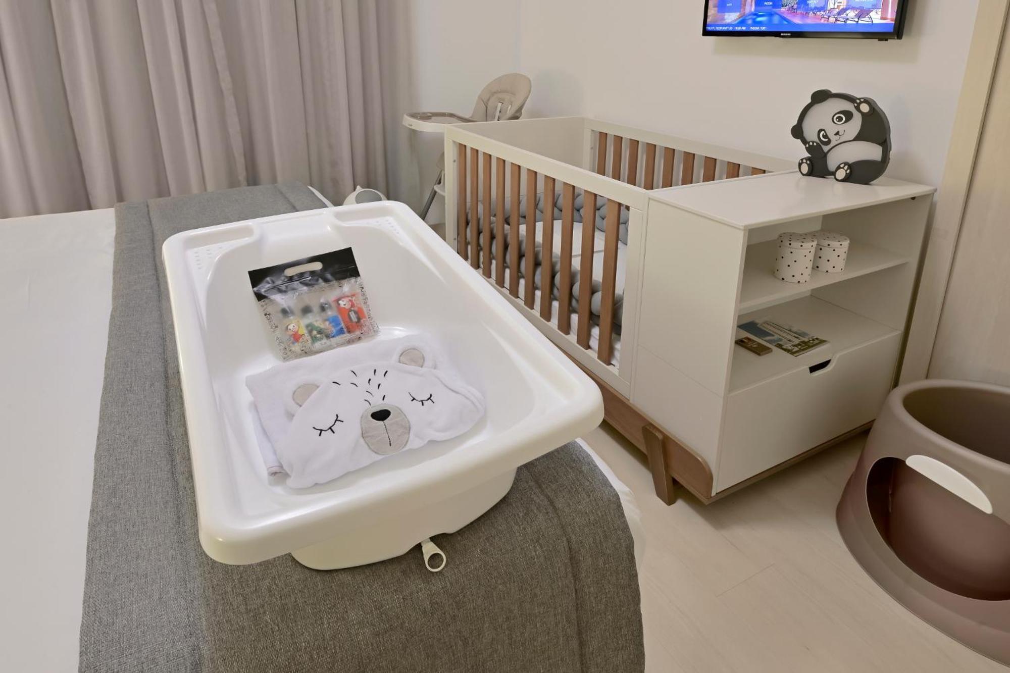 Hotel Mont Blanc Premium Ribeirão Preto Pokoj fotografie A changing table